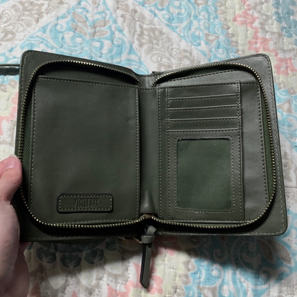 NWOT Soft Green Leather Crossbody - Picture 6 of 9